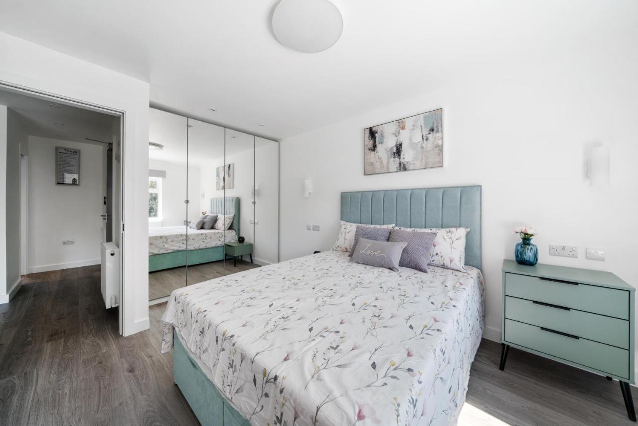 Newly Refurbished 2 Bed Flat Leilighet Mill Hill Eksteriør bilde