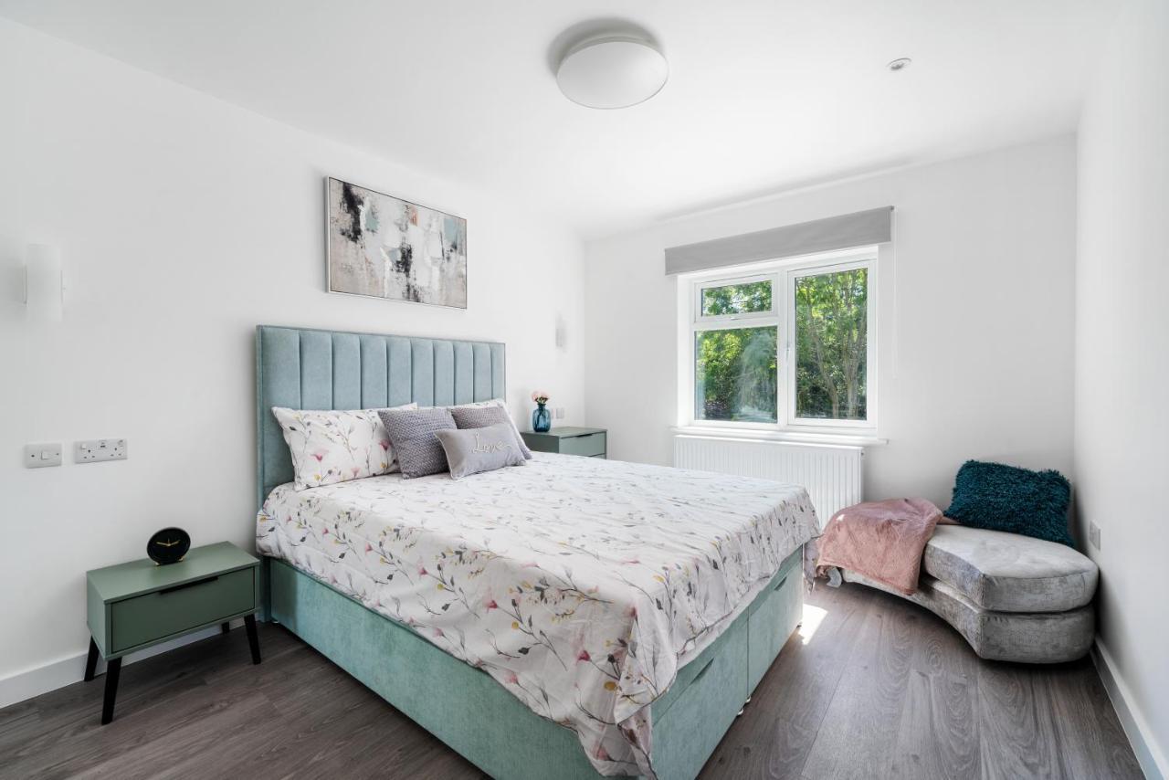 Newly Refurbished 2 Bed Flat Leilighet Mill Hill Eksteriør bilde