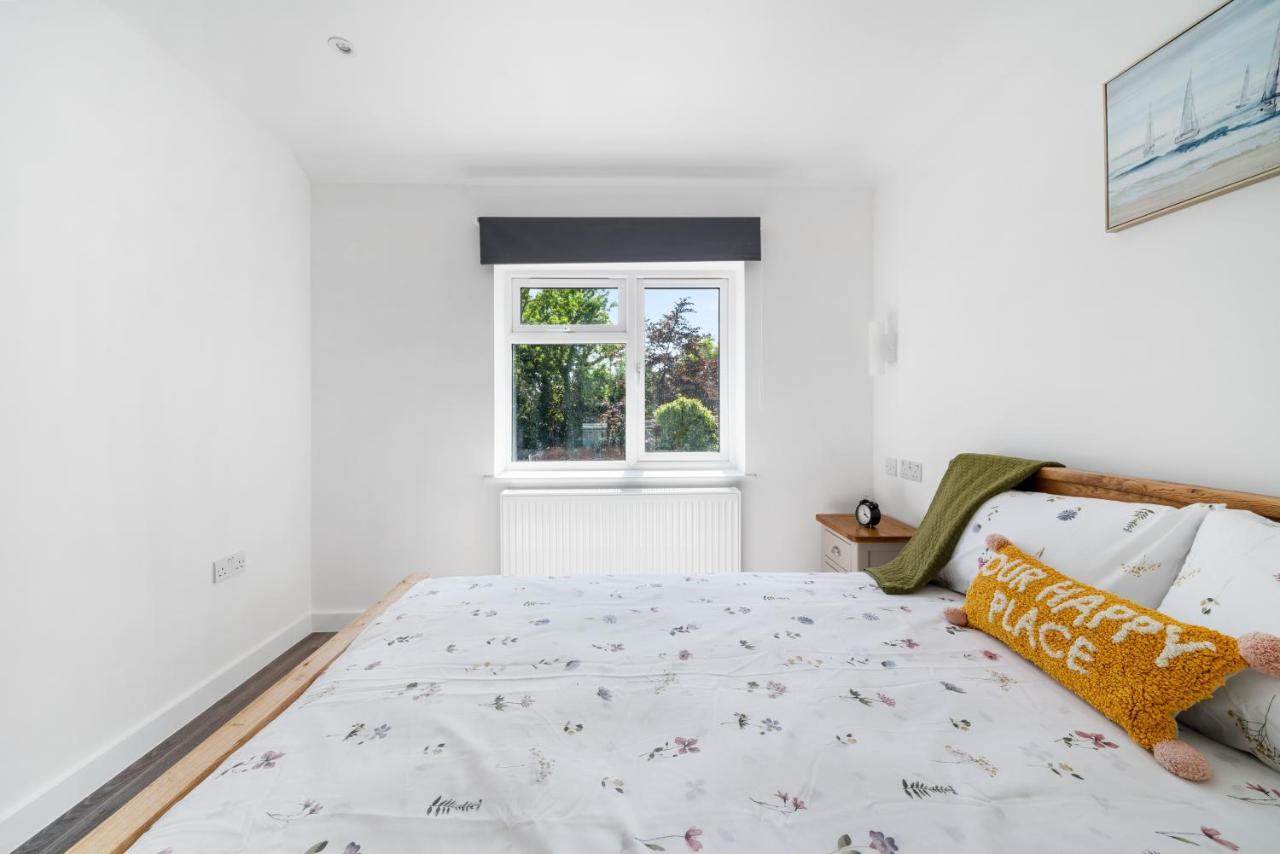 Newly Refurbished 2 Bed Flat Leilighet Mill Hill Eksteriør bilde