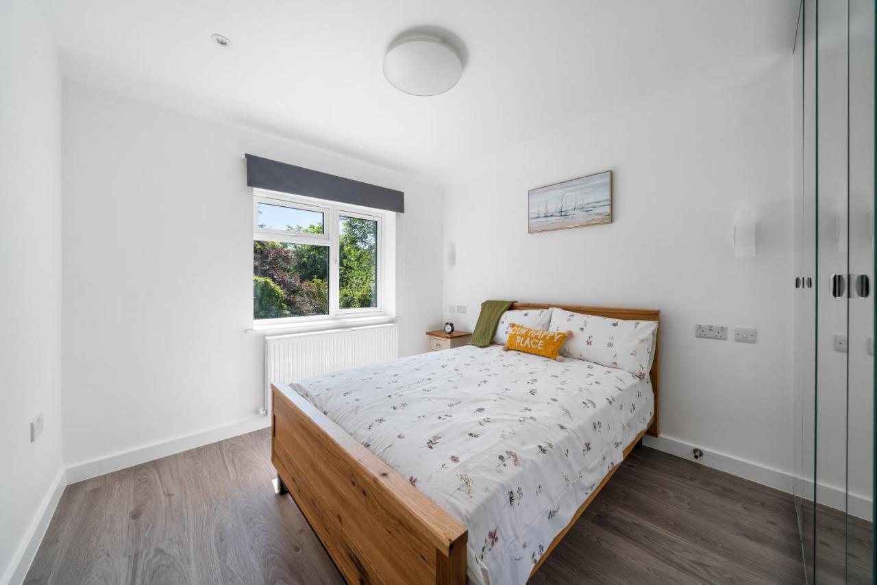 Newly Refurbished 2 Bed Flat Leilighet Mill Hill Eksteriør bilde