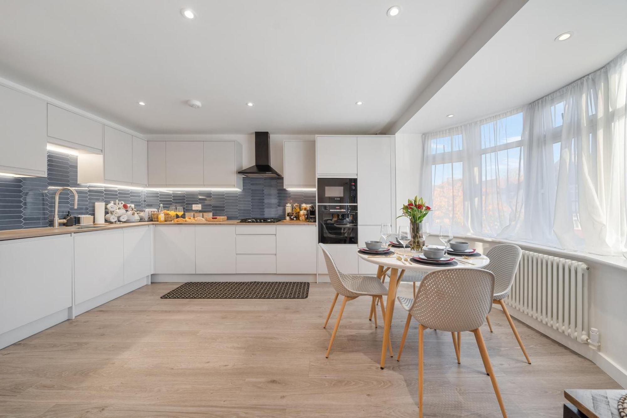 Newly Refurbished 2 Bed Flat Leilighet Mill Hill Eksteriør bilde