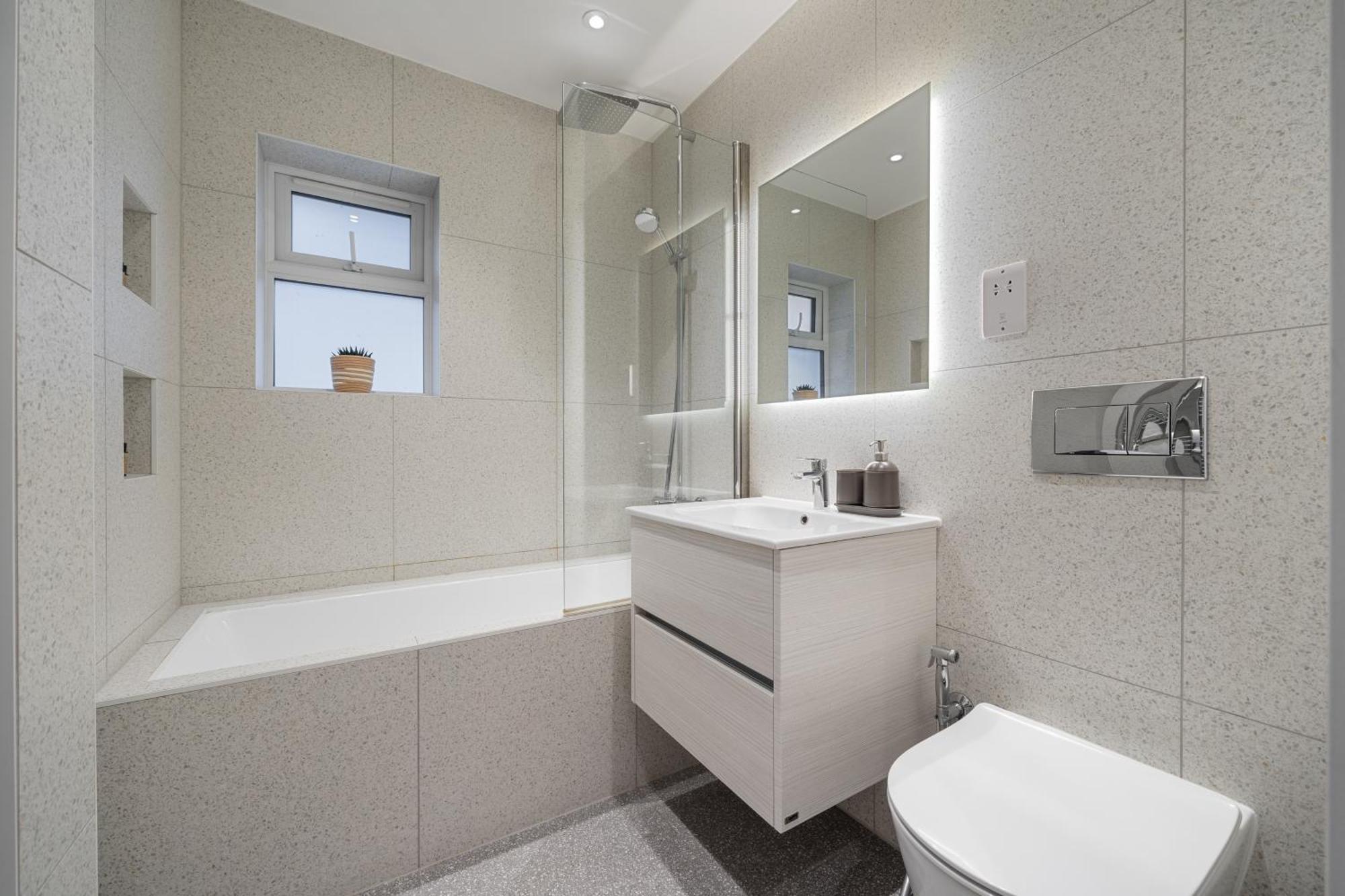 Newly Refurbished 2 Bed Flat Leilighet Mill Hill Eksteriør bilde